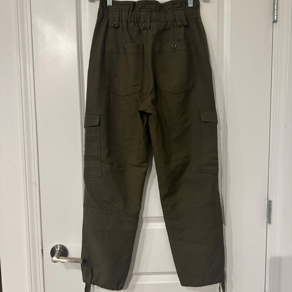 Banana Republic Cargo Pants - Picture 6 of 9